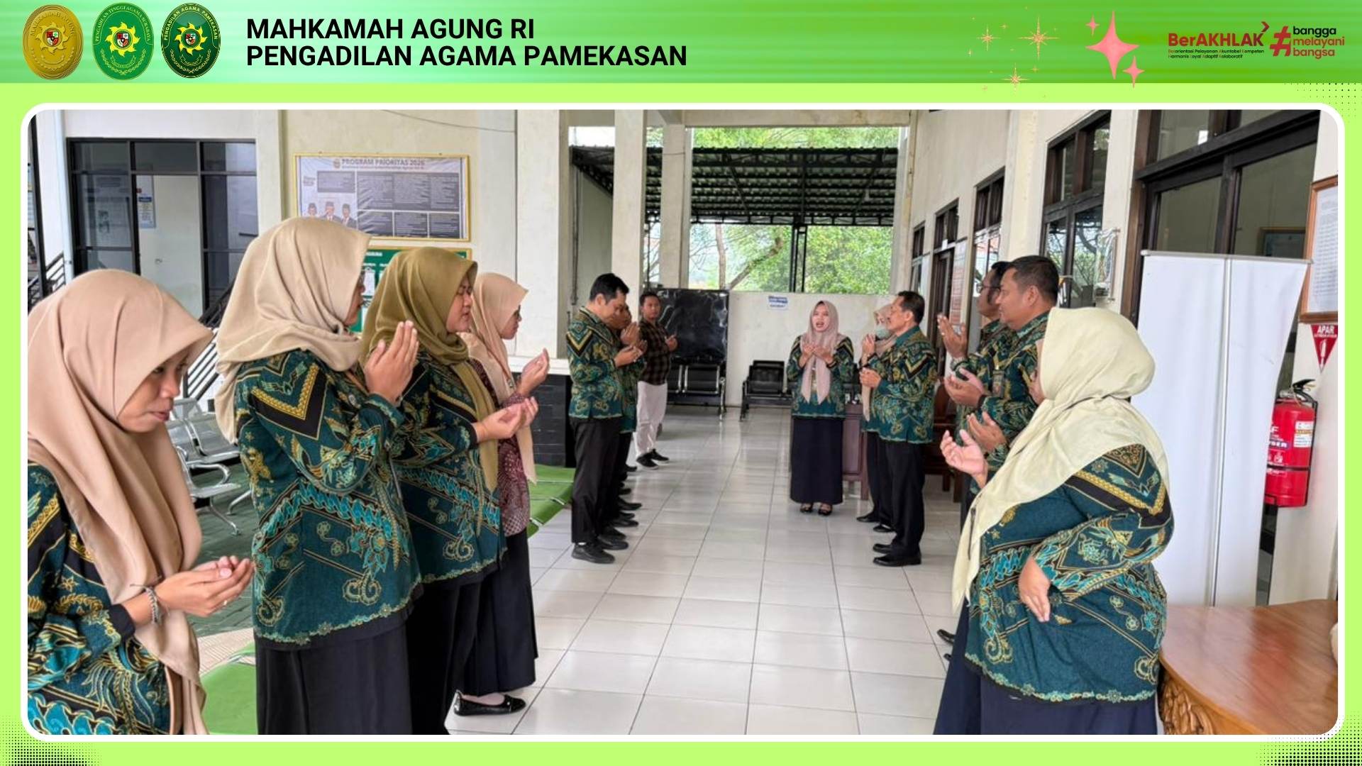 Tingkatkan Kualitas Layanan dan Integritas. Pimpinan PA Pamekasan Gelar Briefing Rutin